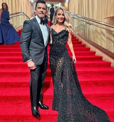 At 53, Kelly Ripa’s black gown on Oscars red carpet ignites reactions from fans and