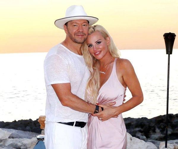 P2. Heartbreaking News: Jenny McCarthy and Donnie Wahlberg Confirm Tragic Rumors Are Real